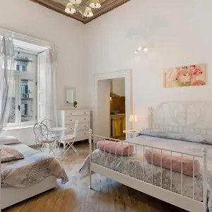 2* Nocleg ze śniadaniem Maison La Mitra - Dimore Partenopee